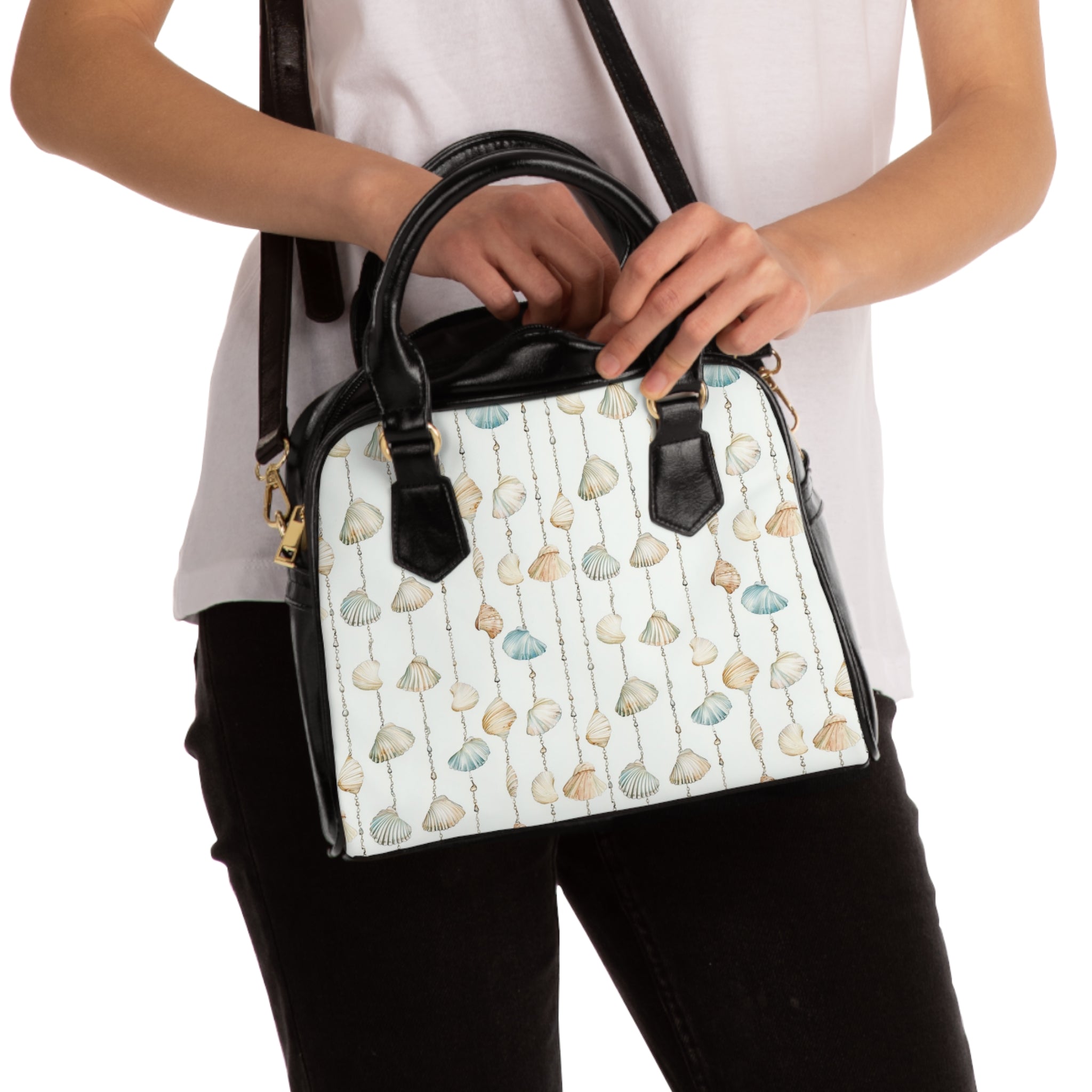 Seashell Lover- Elegant Seashells Shoulder Handbag, Stylish Tote, Beach Bag, Summer Accessory, Gift for Her, Everyday Purse