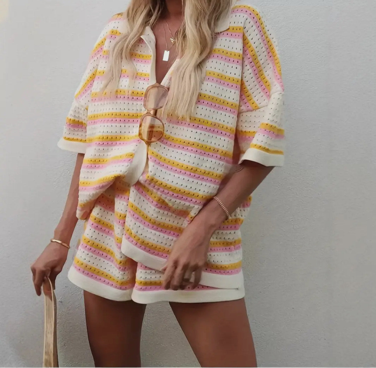 Color blocked Lapel Stripe Shirt & Shorts Set