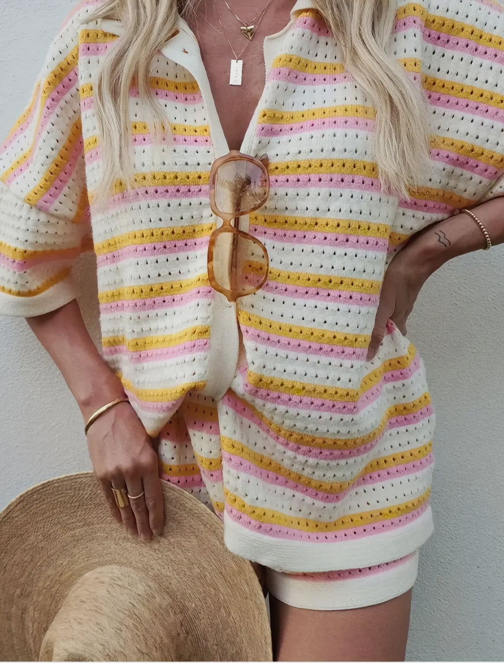 Color blocked Lapel Stripe Shirt & Shorts Set